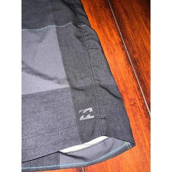 Mens  board Shorts billabong hyperfreak swim trunks  Black & gray & white sz 42" - Picture 1 of 9